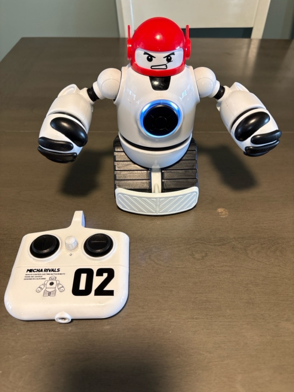 Mecha Rivals Remote Control Robot Figure - White with Red Helmet